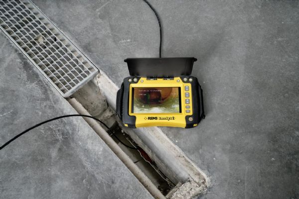 Důkladná prohlídka kanalizace a zjištění aktuálního stavu potrubí inspekční kamerou
